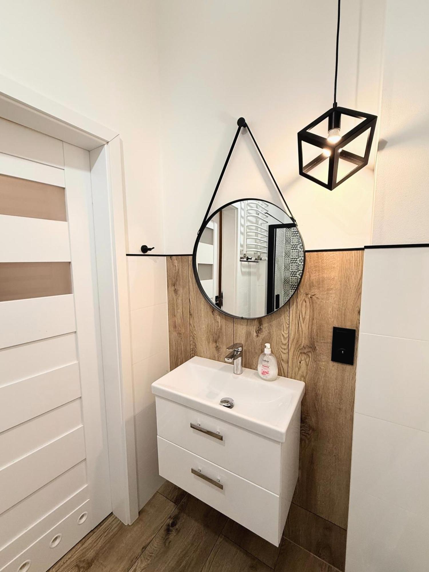 Apartamenty Dream Place Z Klimatyzacja Torun Luaran gambar